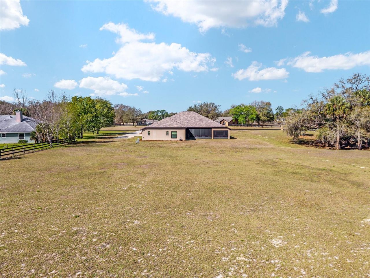 7015 NE 61st Avenue Road , Silver Springs, FL 34488 Photo