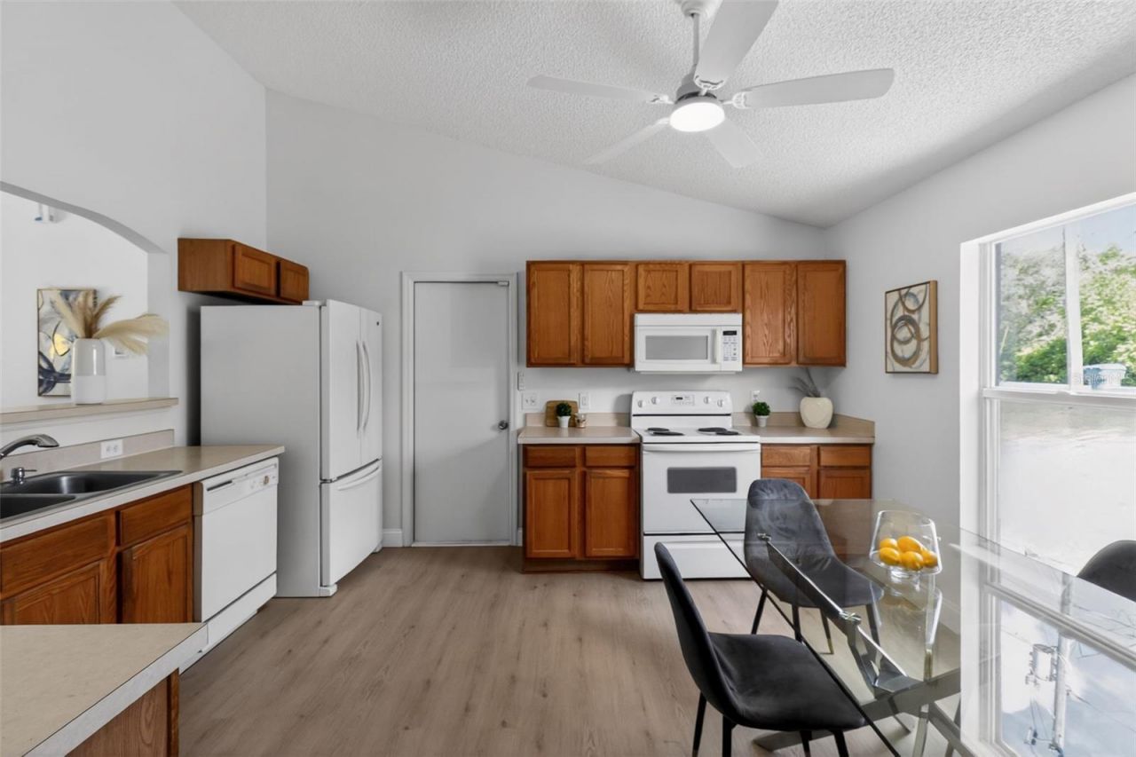 307 Plumtree Avenue , Spring Hill, FL 34606 Photo