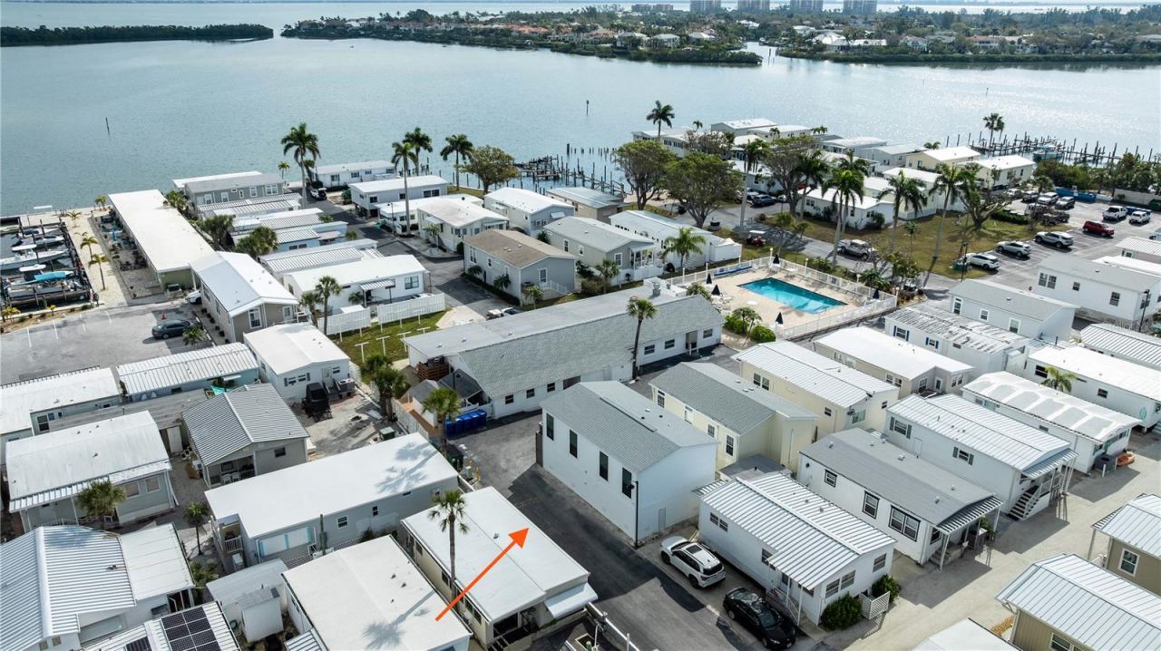 3710 Gulf Of Mexico Drive, Unit F2, Longboat Key, FL 34228 Photo