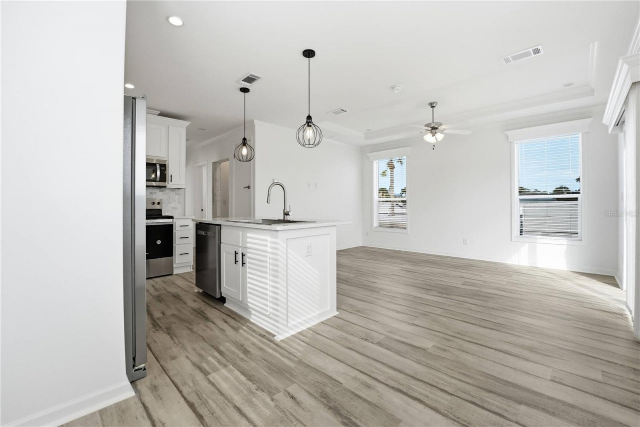 3710 Gulf Of Mexico Drive, Unit F2, Longboat Key, FL 34228 Photo
