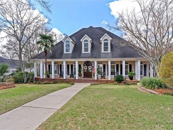 2612 Charleston Oaks Drive W, Mobile, AL 36695
