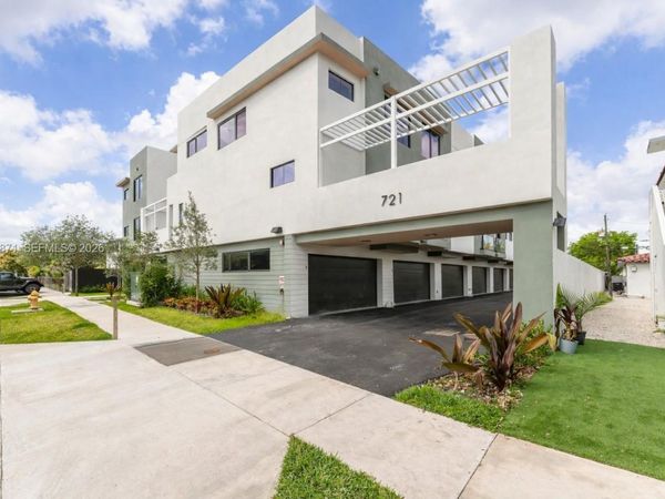 721 SW 11th Street, Unit F, Miami, FL 33129