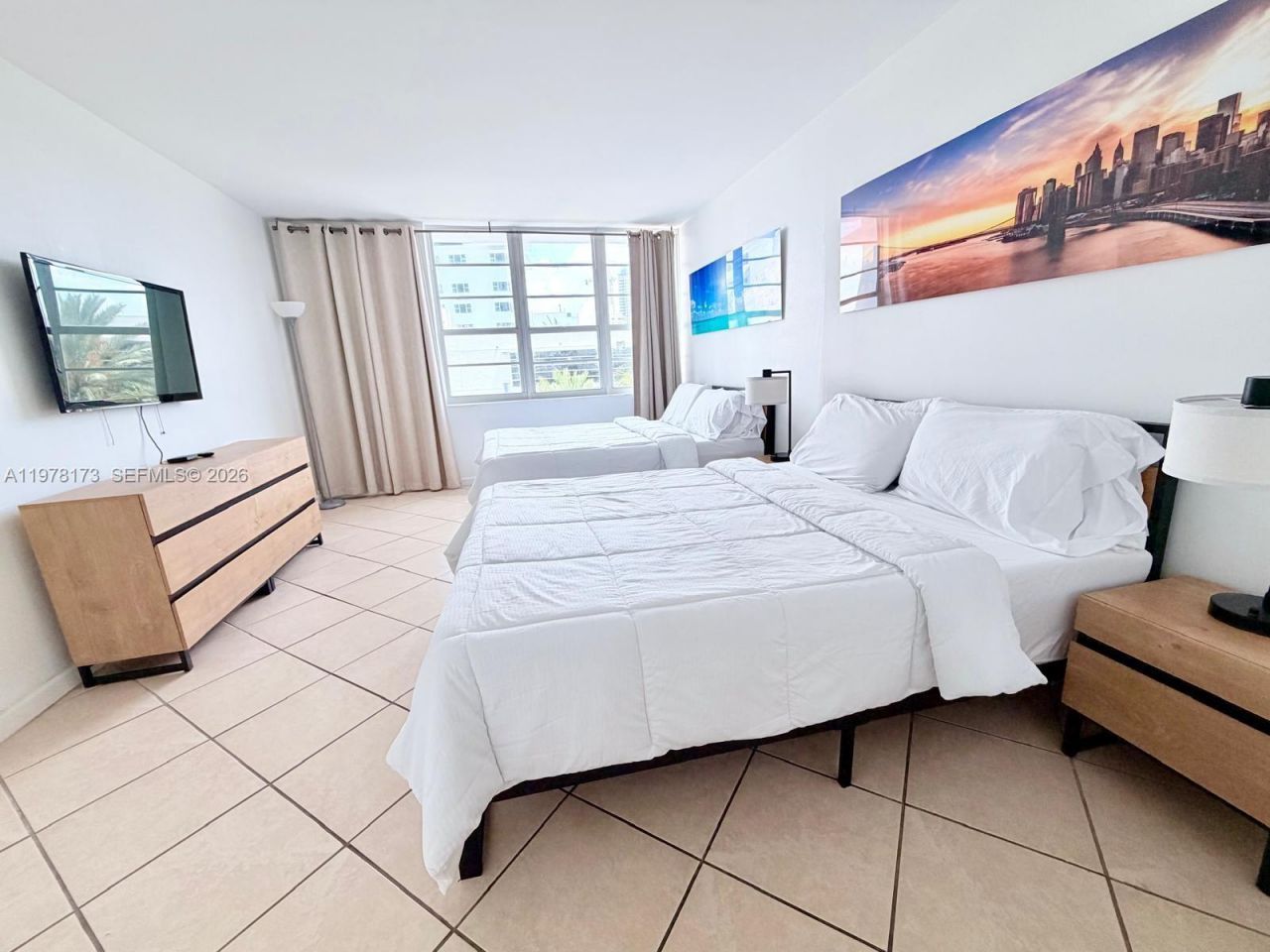 100 Lincoln Rd, Unit 441, Miami Beach, FL 33139 Photo