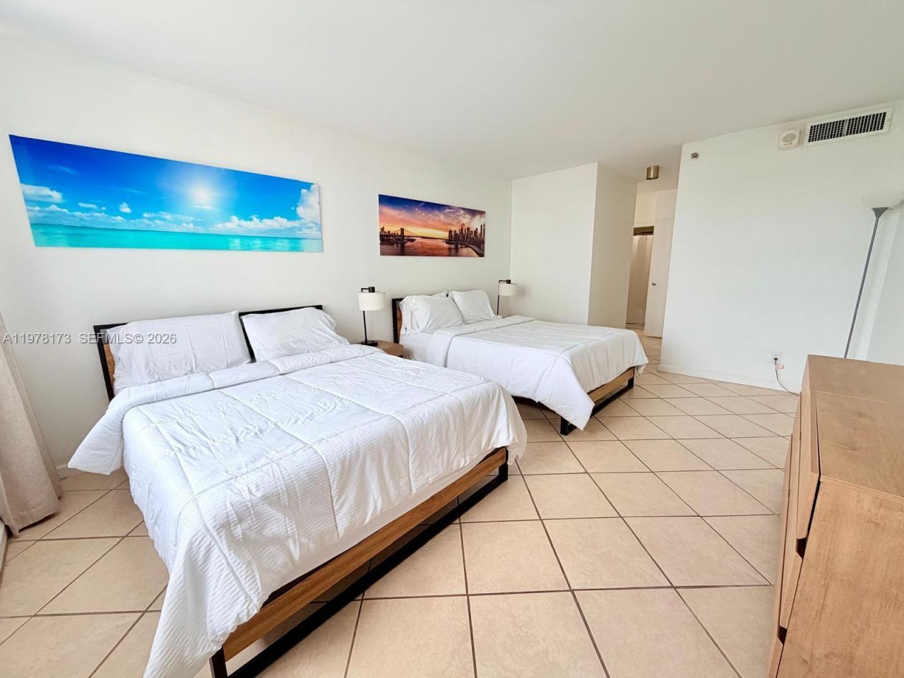 100 Lincoln Rd, Unit 441, Miami Beach, FL 33139 Photo