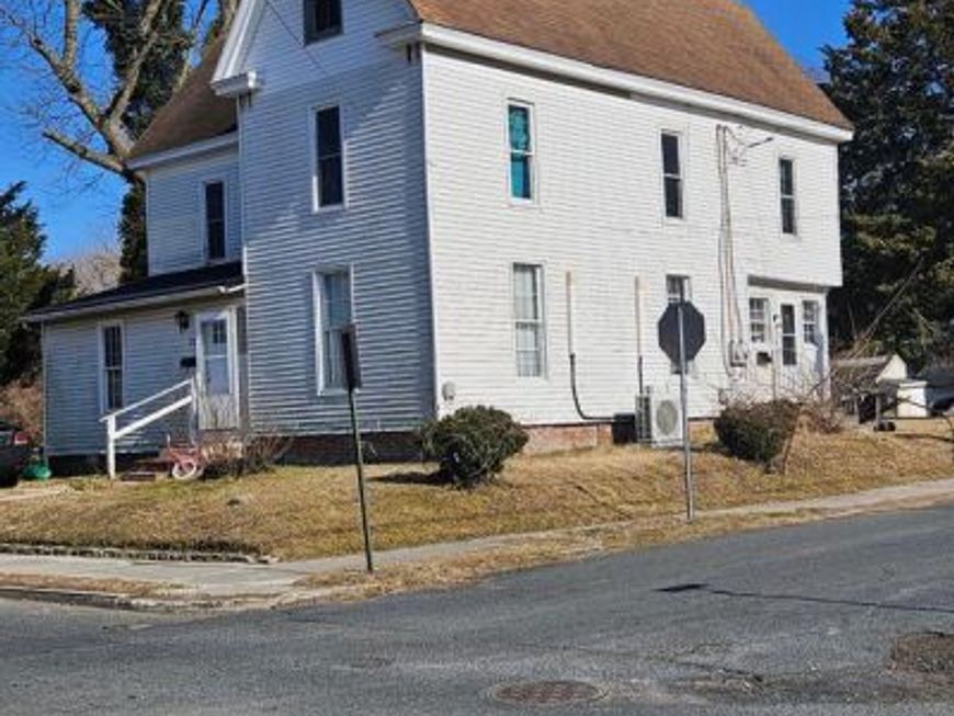 723 Clarke Avenue, Pocomoke City, MD 21851 Main Photo