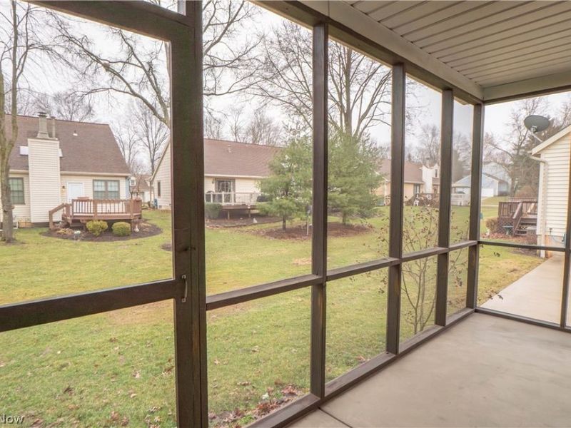 8010 Amberly Circle NW, North Canton, OH 44720 Photo 26