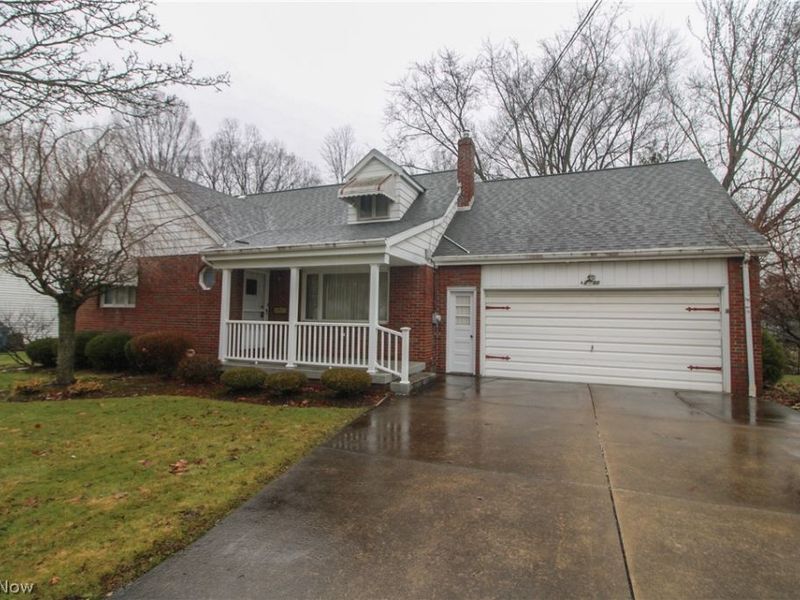 4250 Nottingham Avenue, Austintown, OH 44511 Photo 2