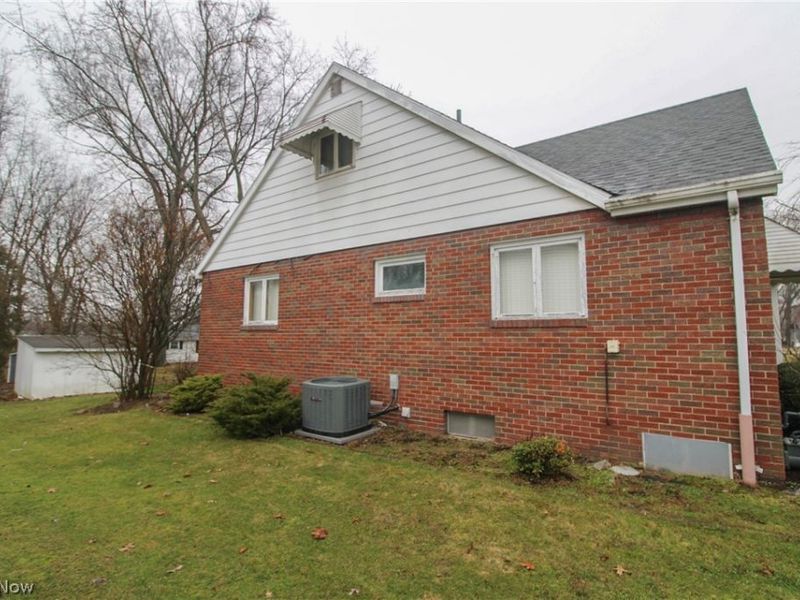 4250 Nottingham Avenue, Austintown, OH 44511 Photo 38