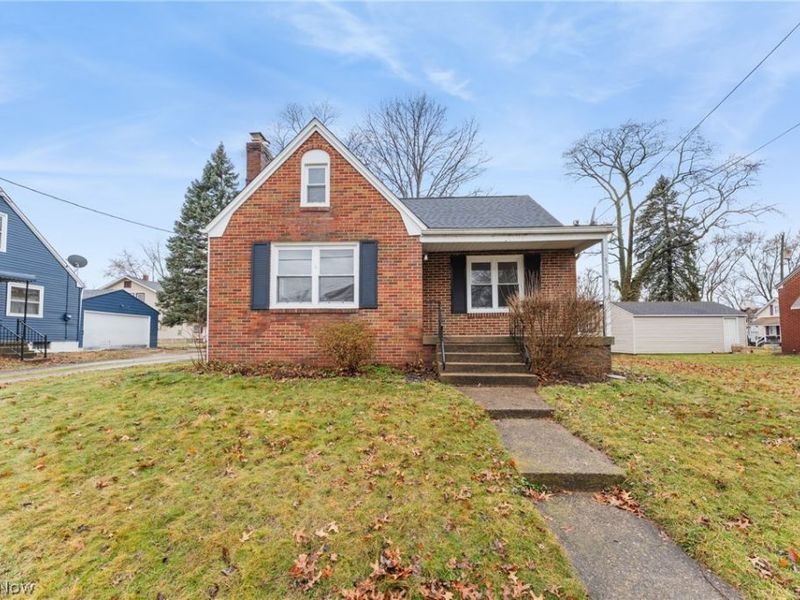 959 9th Street NE, Massillon, OH 44646 Photo 1