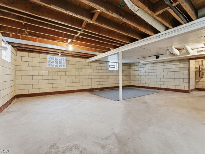 959 9th Street NE, Massillon, OH 44646 Photo 25