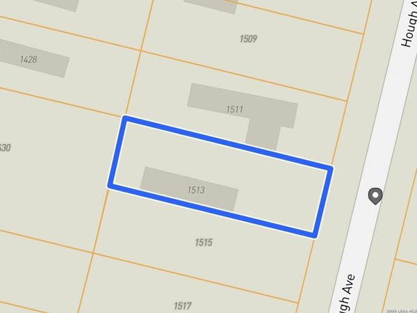 1513 Hough, Adkins, TX 78101