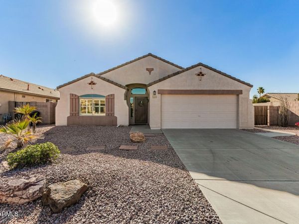 6710 S FOUR PEAKS Place, Chandler, AZ 85249