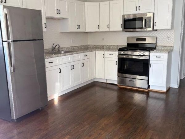 130 Lincoln Ave, Hawthorne, NJ 07506