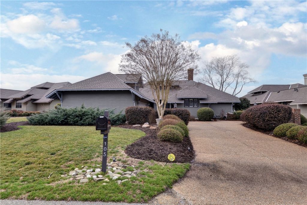 105 Roger Smith, Williamsburg, VA 23185 Main Photo