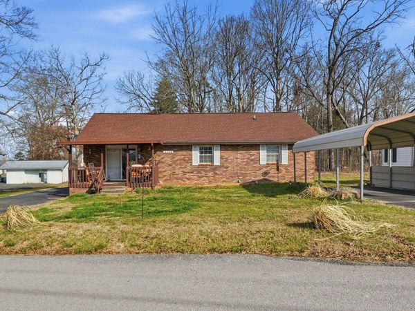 3206 Oak Street, White Pine, TN 37890