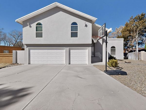 4000 Amy Kay Court NW, Albuquerque, NM 87107