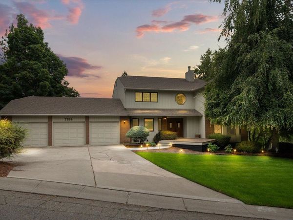 7706 E Woodview Dr, Spokane, WA 99212