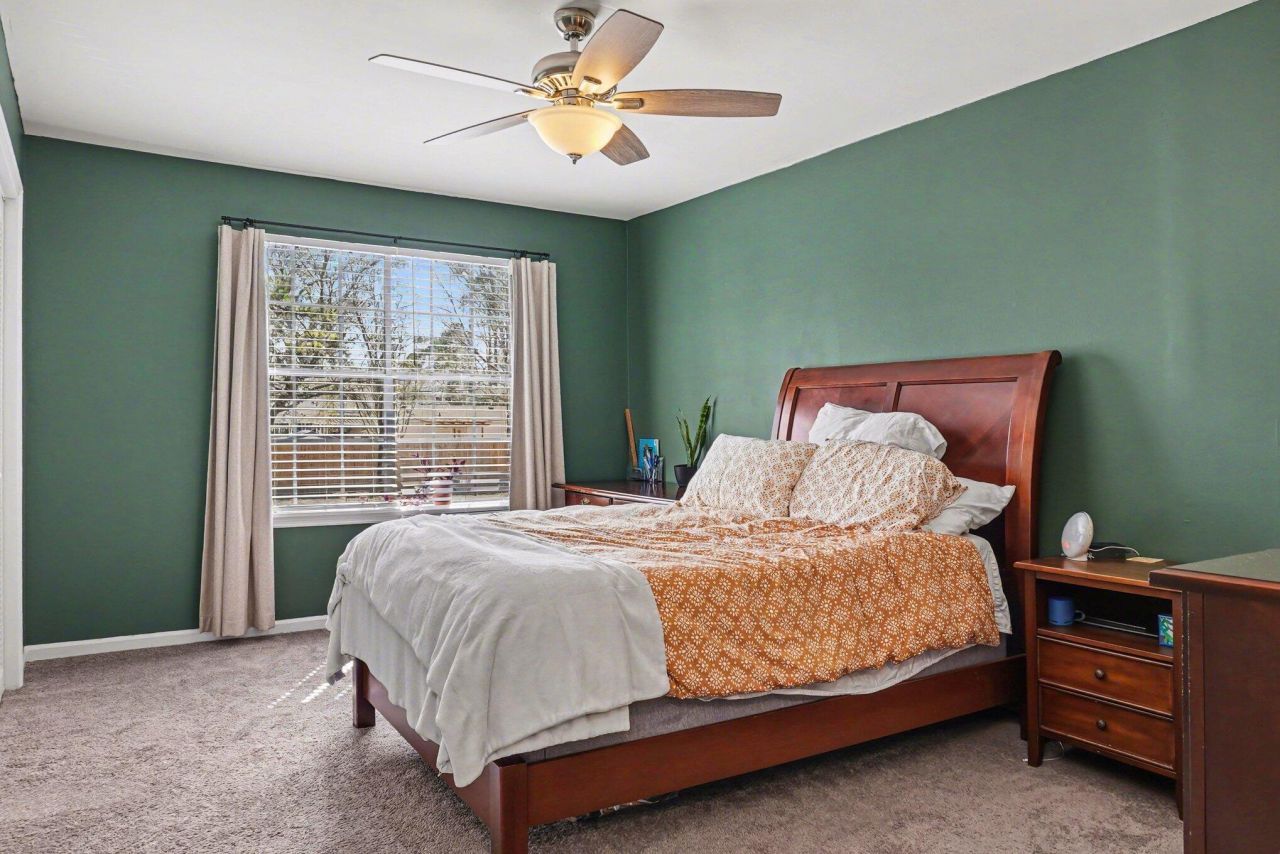 406 Crestview Drive Photo 11