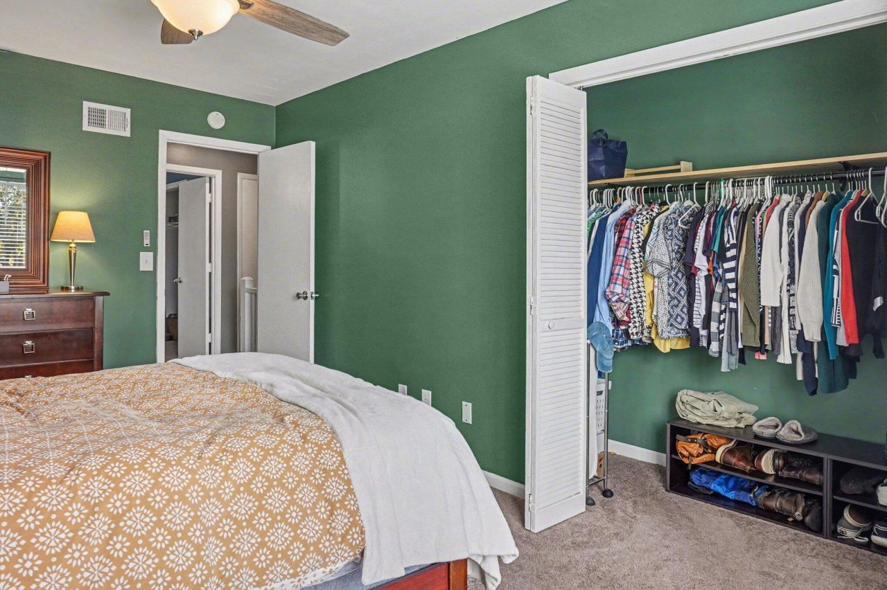 406 Crestview Drive Photo 13