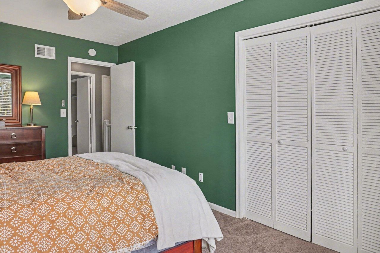 406 Crestview Drive Photo 14