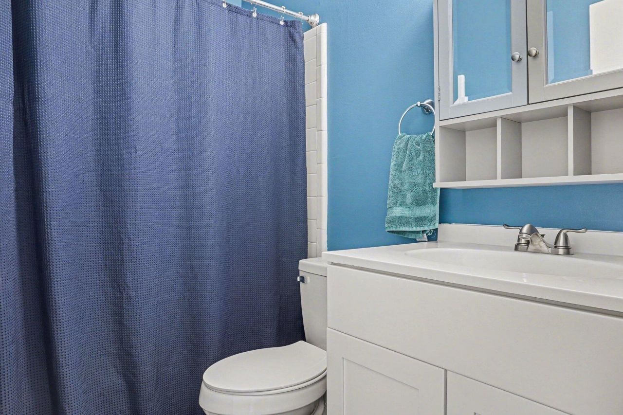 406 Crestview Drive Photo 15