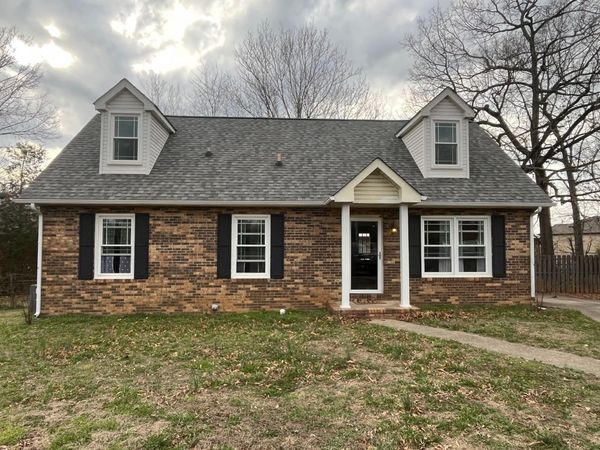 1216 Pebble Ct , Clarksville, TN 37042