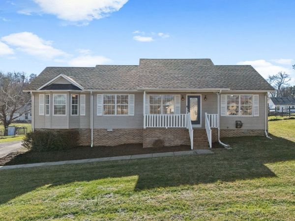 3911 Kings Ct , Cookeville, TN 38501