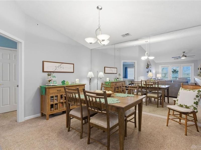 3091 Westminster Drive, Unit 205, Beavercreek, OH 45431 Photo 10