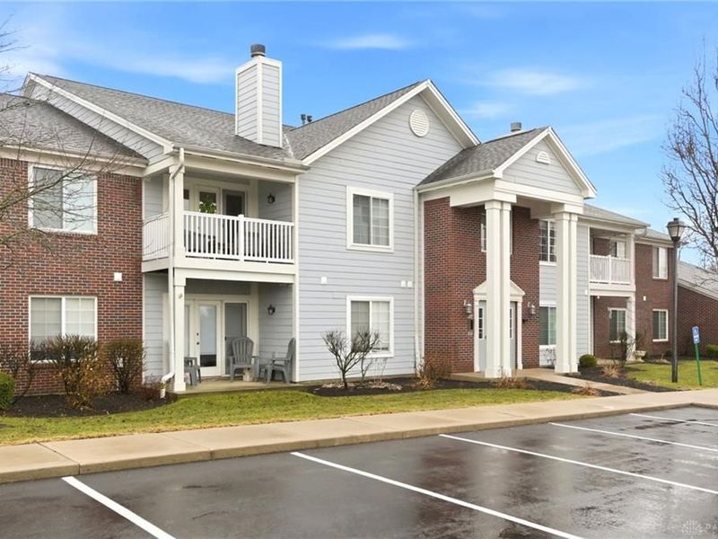 3091 Westminster Drive, Unit 205, Beavercreek, OH 45431 Photo 2