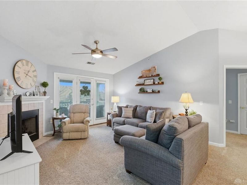 3091 Westminster Drive, Unit 205, Beavercreek, OH 45431 Photo 6