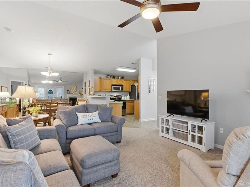 3091 Westminster Drive, Unit 205, Beavercreek, OH 45431 Photo 9