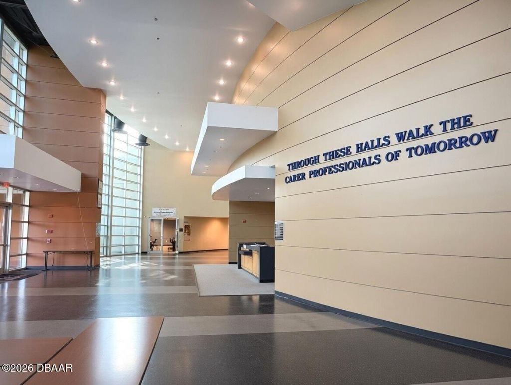 470 Destination Daytona Lane, Ormond Beach, FL 32174 Photo