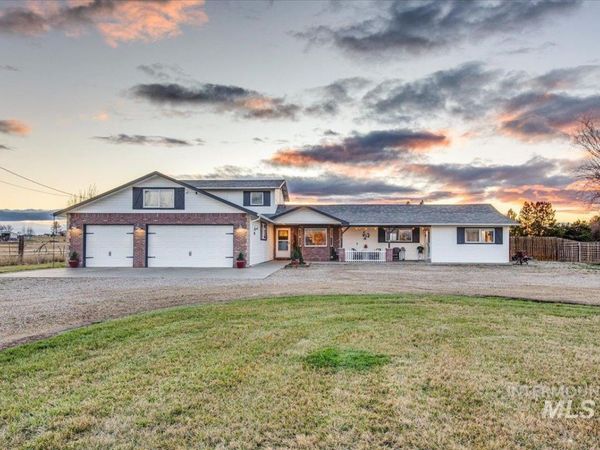 8601 S Cloverdale Rd, Boise, ID 83709