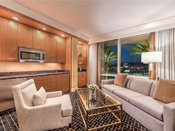 2000 Fashion Show Drive , Unit 1616, Las Vegas, NV 89109