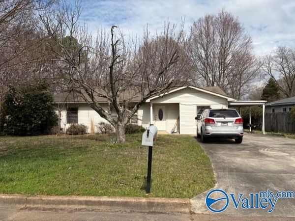 2004 13th Street SE, Decatur, AL 35601