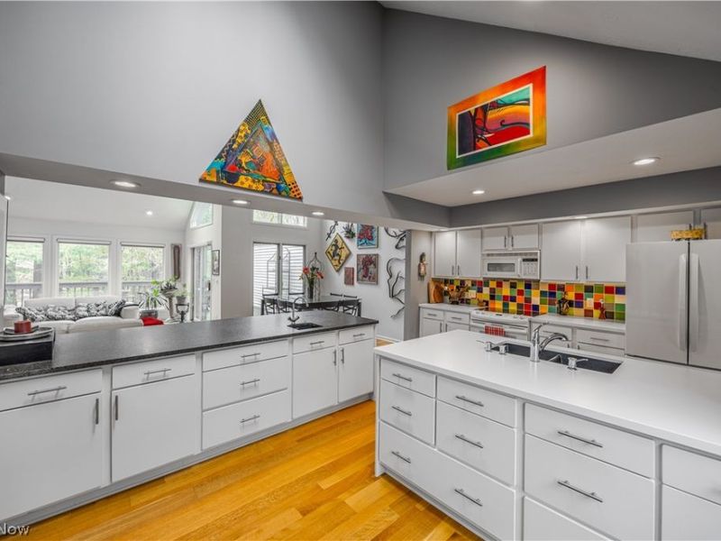 632 Blue Spruce Trail, Chagrin Falls, OH 44023 Photo 10