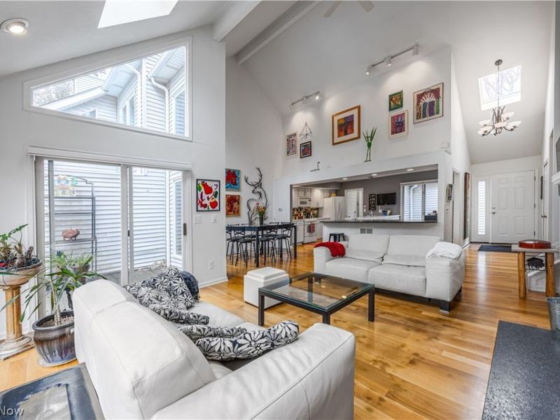 632 Blue Spruce Trail, Chagrin Falls, OH 44023 Photo 4