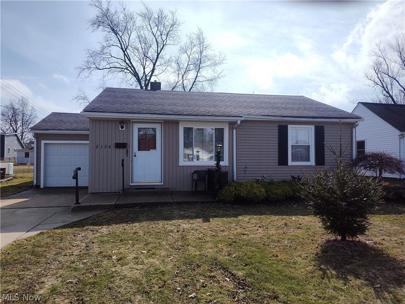 2124 E 40th Street, Ashtabula, OH 44004 Photo 2