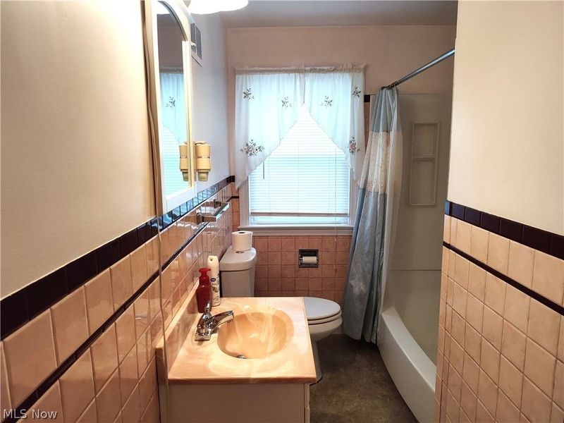 2124 E 40th Street, Ashtabula, OH 44004 Photo 30