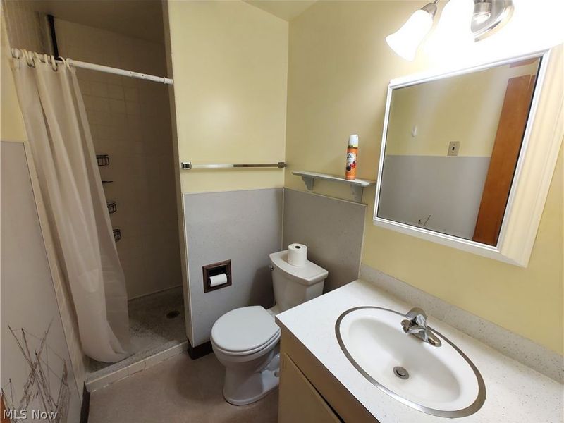 2124 E 40th Street, Ashtabula, OH 44004 Photo 34