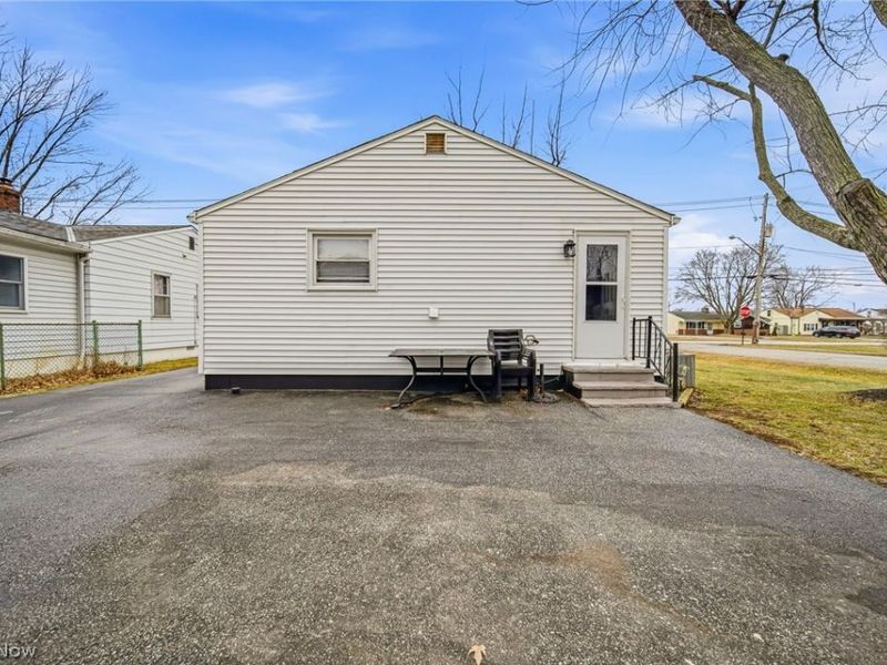 1223 E 354th Street, Eastlake, OH 44095 Photo 23