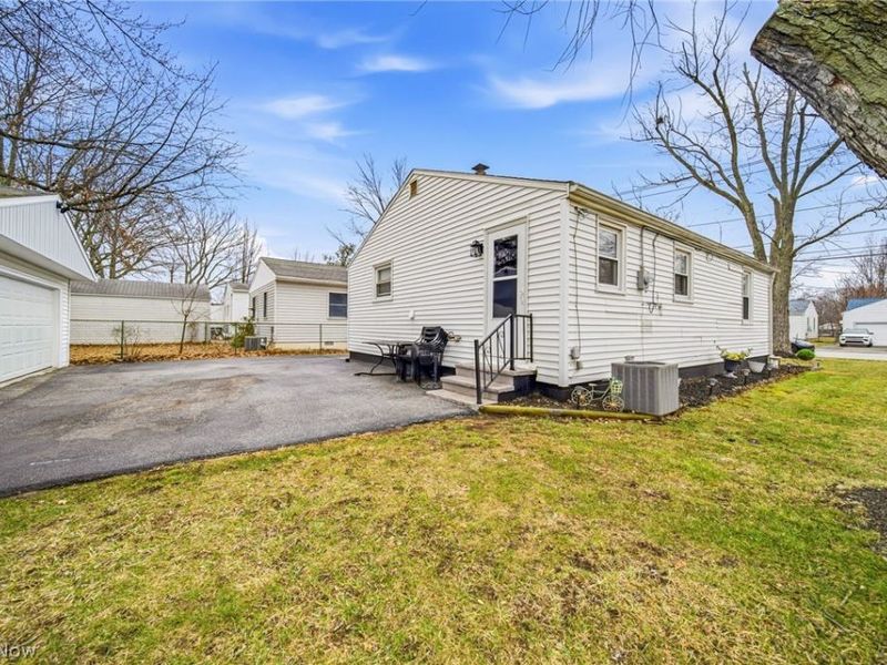 1223 E 354th Street, Eastlake, OH 44095 Photo 27