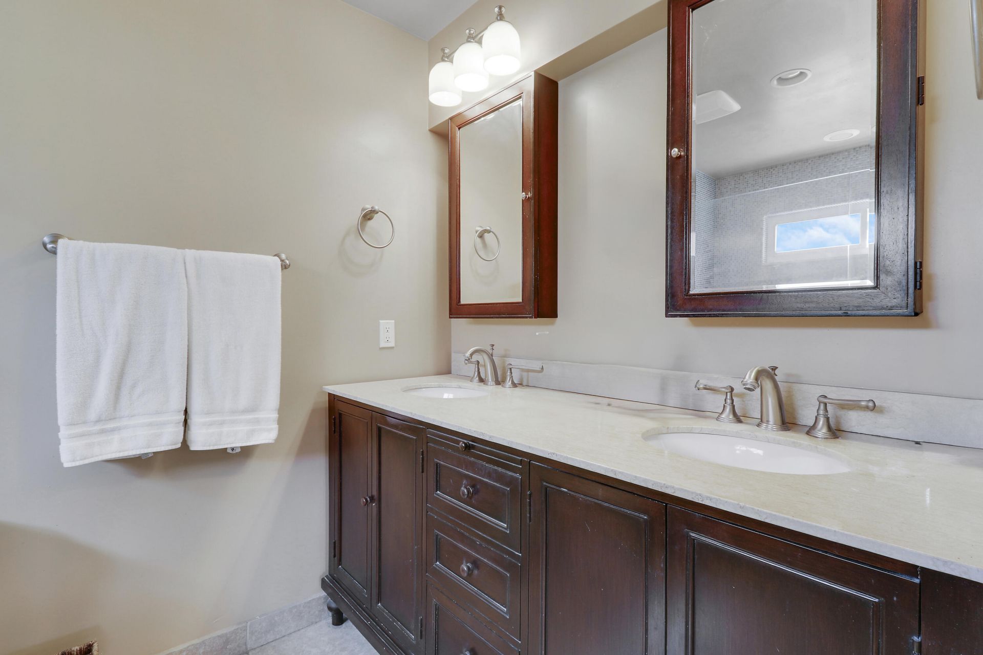 856 Country Club Drive, North Palm Beach, FL 33408 Photo