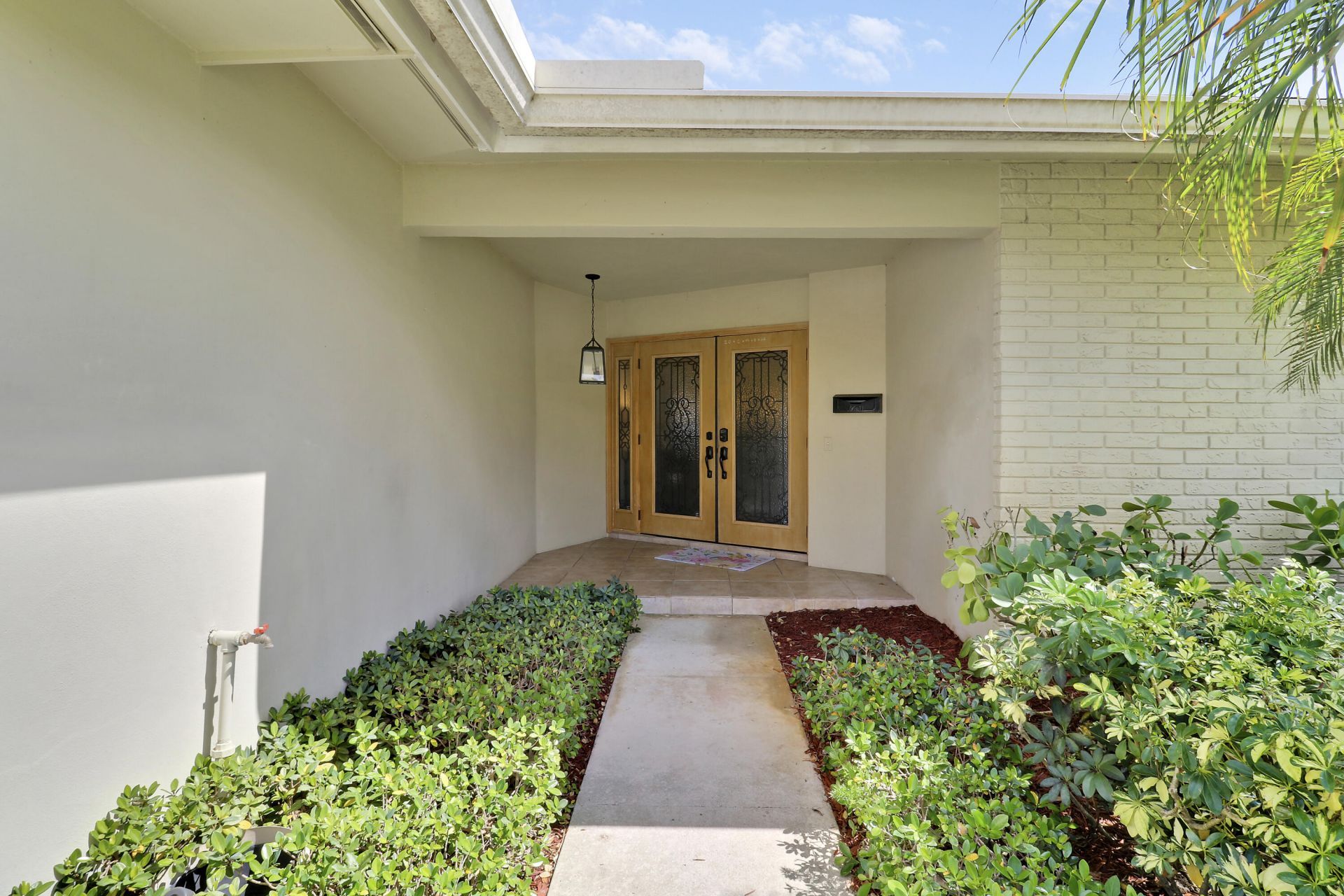 856 Country Club Drive, North Palm Beach, FL 33408 Photo