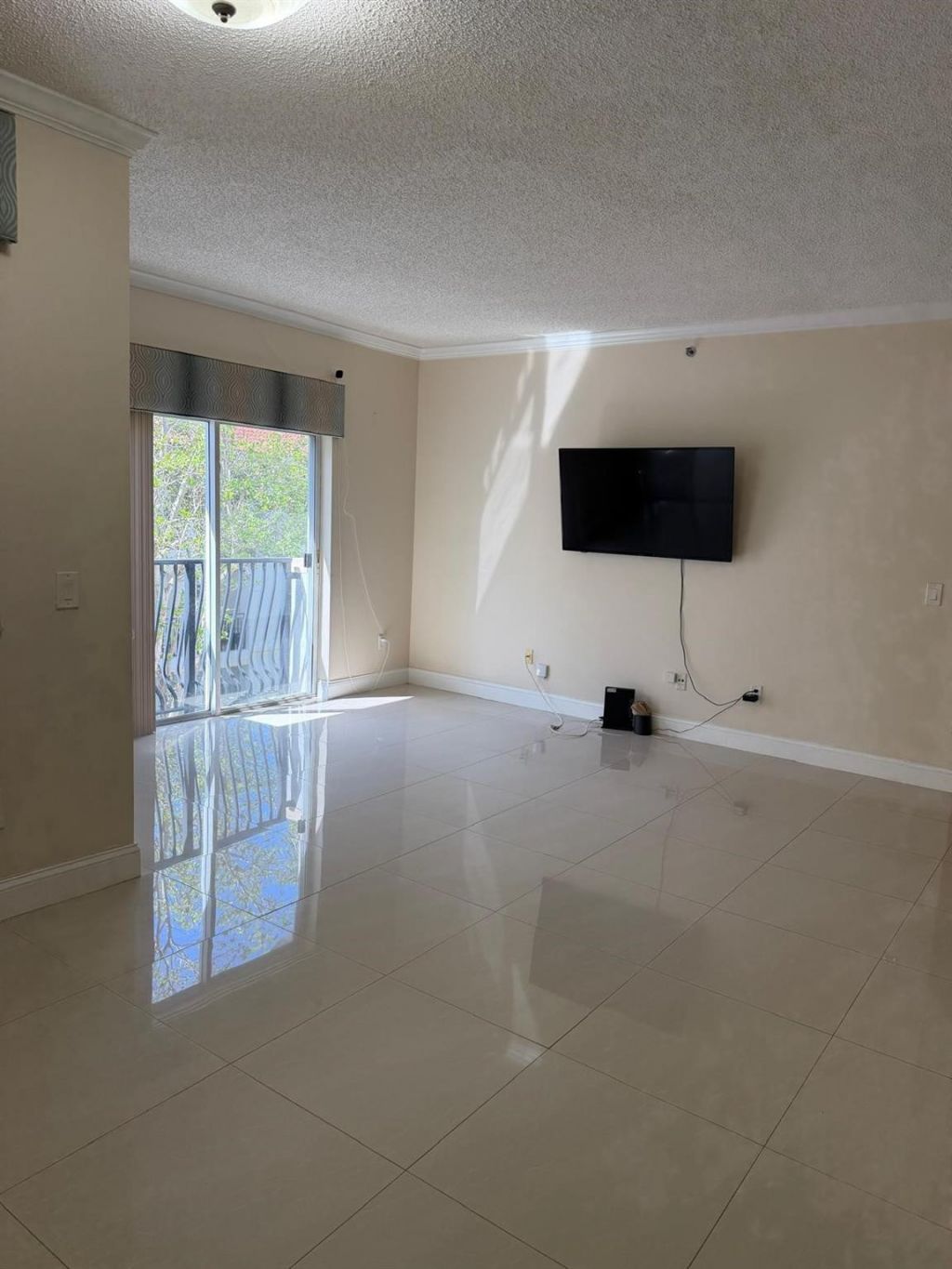 3225 NE 184th Street, Unit 10303, Aventura, FL 33160 Photo