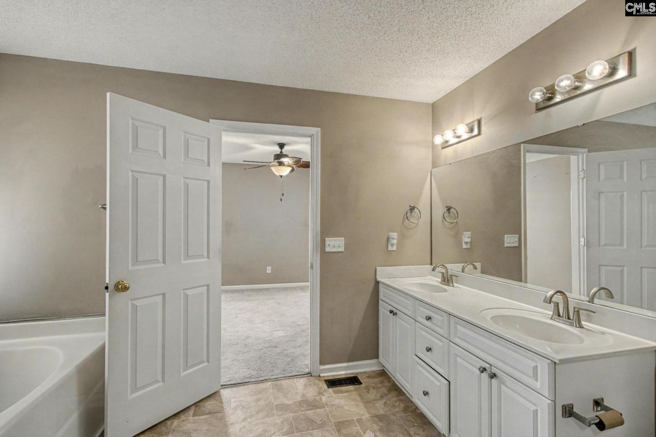 103 Long Needle Road Photo 6