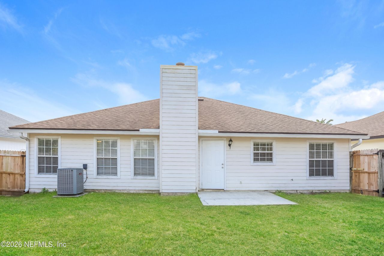 12635 Ashglen Drive N, Jacksonville, FL 32224 Photo