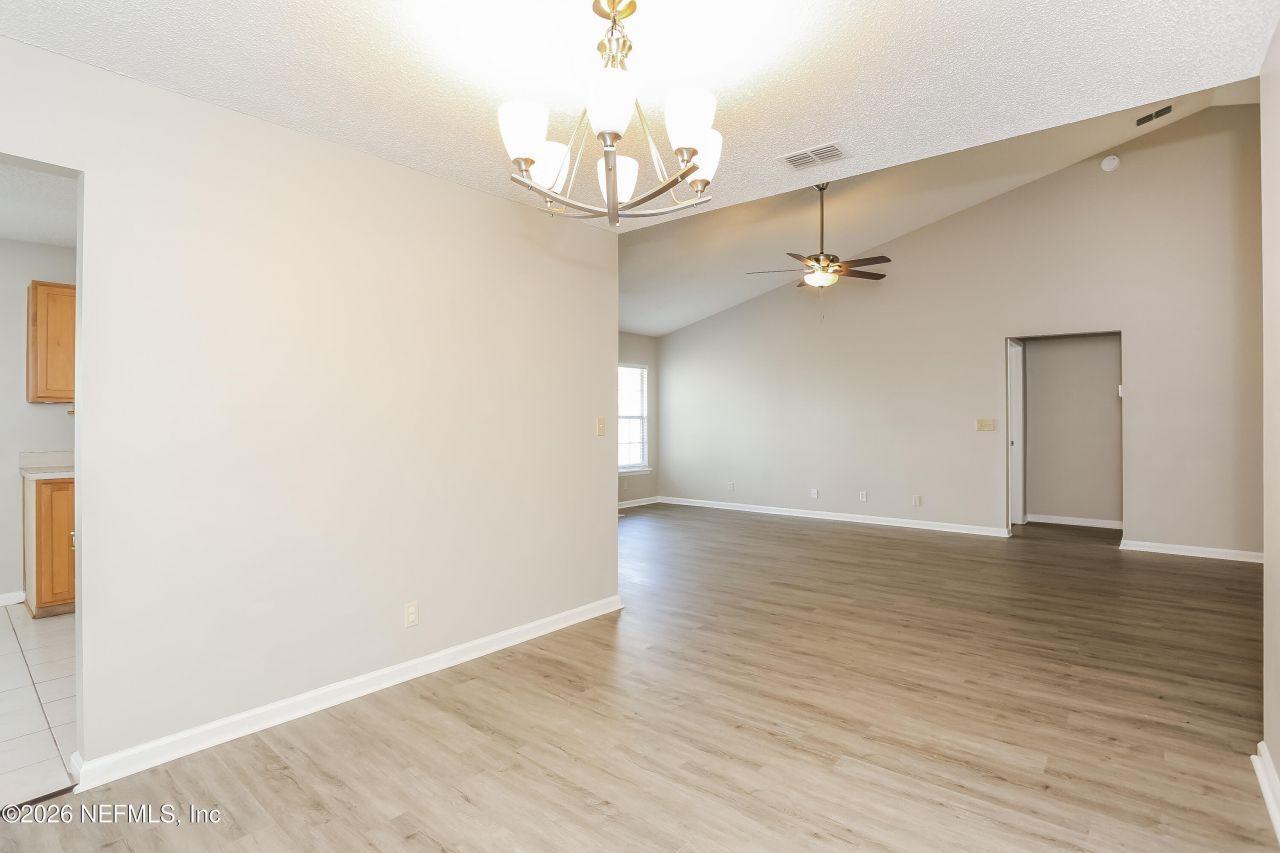 12635 Ashglen Drive N, Jacksonville, FL 32224 Photo