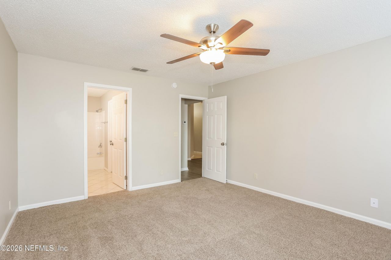 12635 Ashglen Drive N, Jacksonville, FL 32224 Photo