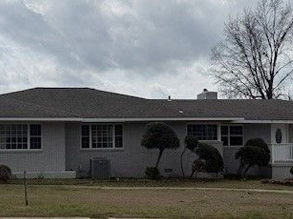 308 E South , McAlester, OK 74501